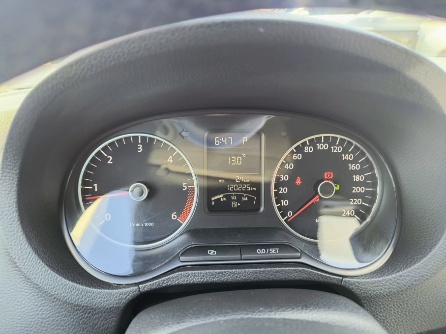 NOWA LOKALIZACJA Vw Polo 1.6 tdci Automat Niski Przebieg Salon PL 22