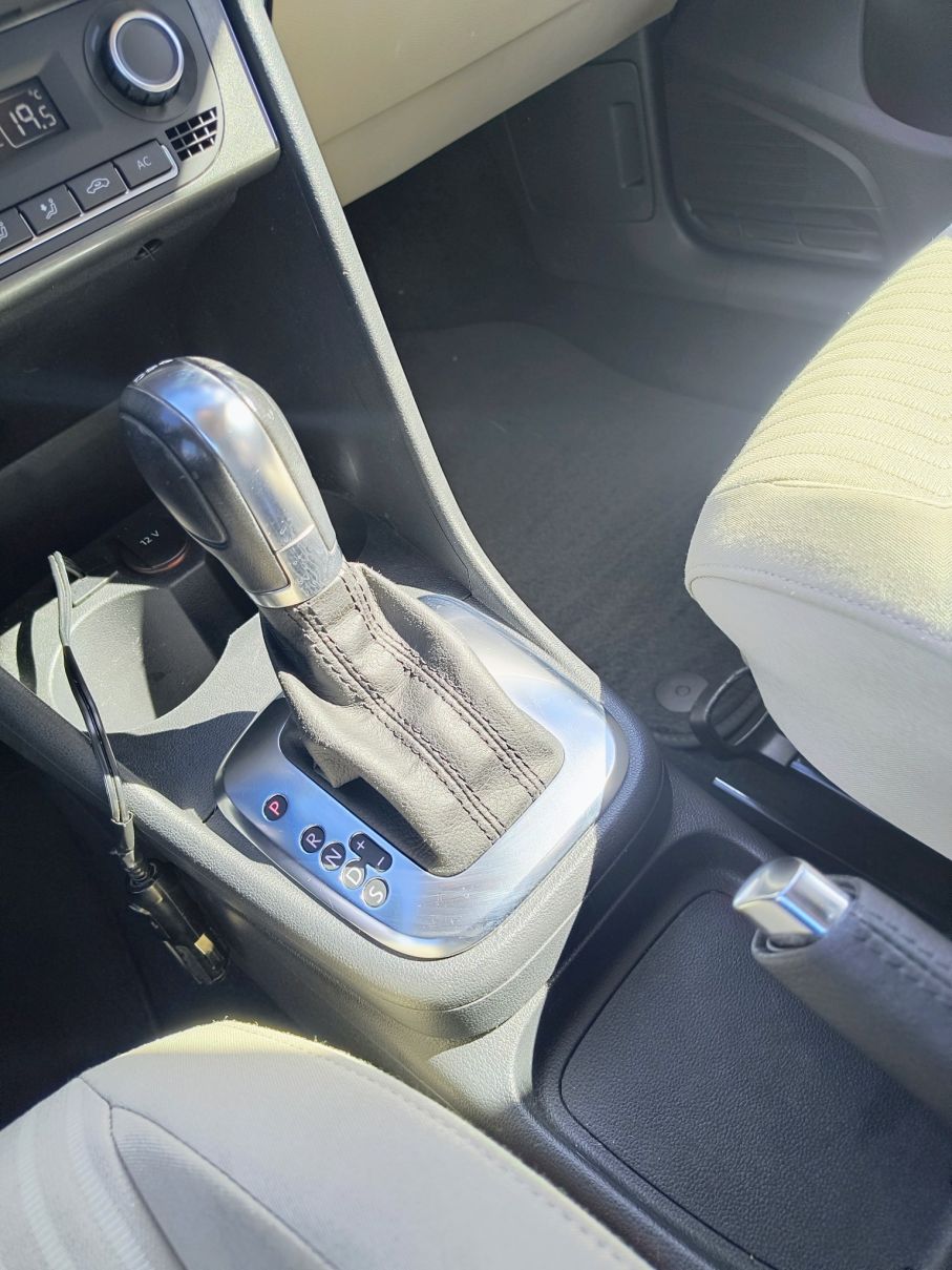 NOWA LOKALIZACJA Vw Polo 1.6 tdci Automat Niski Przebieg Salon PL 24