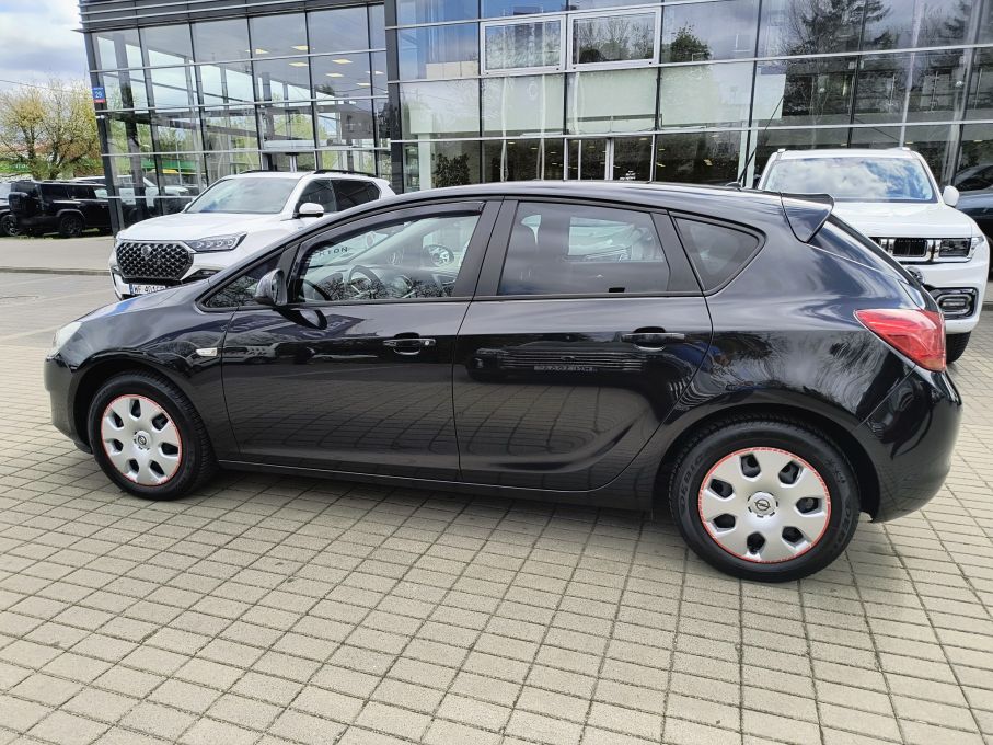 NOWA LOKALIZACJA Opel Astra 1.4 100KM Doinwestowana Serwis Gwarancja 9
