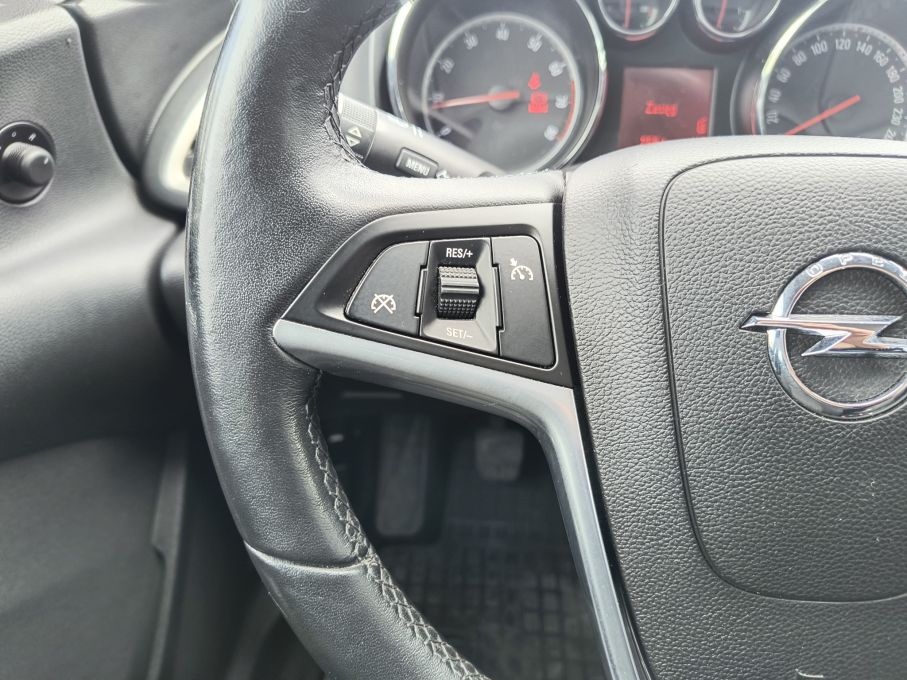 NOWA LOKALIZACJA Opel Astra 1.4 100KM Doinwestowana Serwis Gwarancja 24