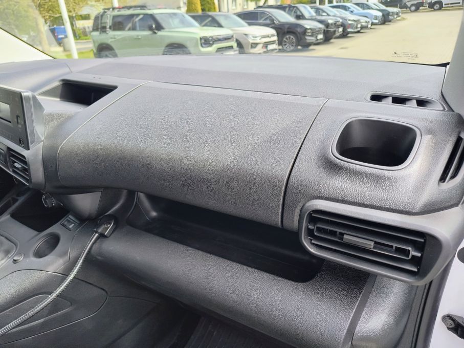 NOWA LOKALIZACJA Citroen Berlingo 1.5 HDI 102KM XL 2xdrzwi Gwarancja Vat23% 15