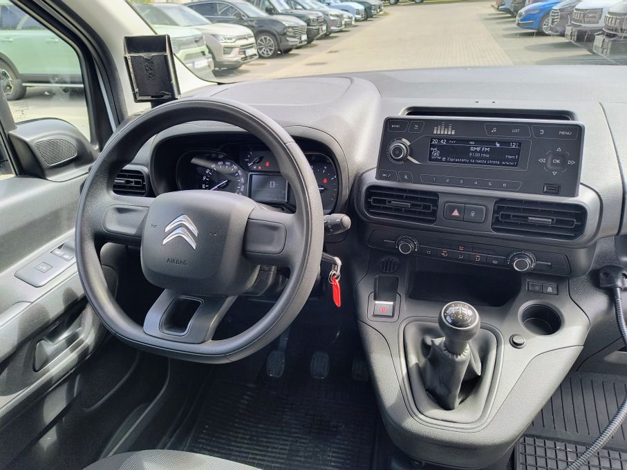 NOWA LOKALIZACJA Citroen Berlingo 1.5 HDI 102KM XL 2xdrzwi Gwarancja Vat23% 17