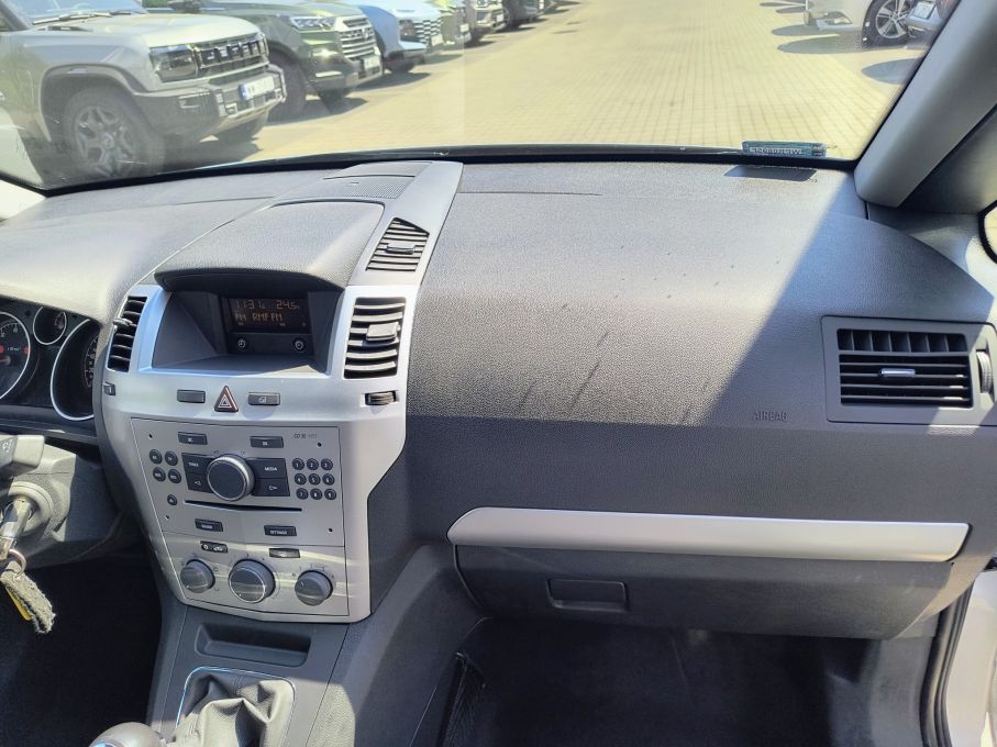 Opel Zafira B 1.6 115 KM  7 osobowy 16