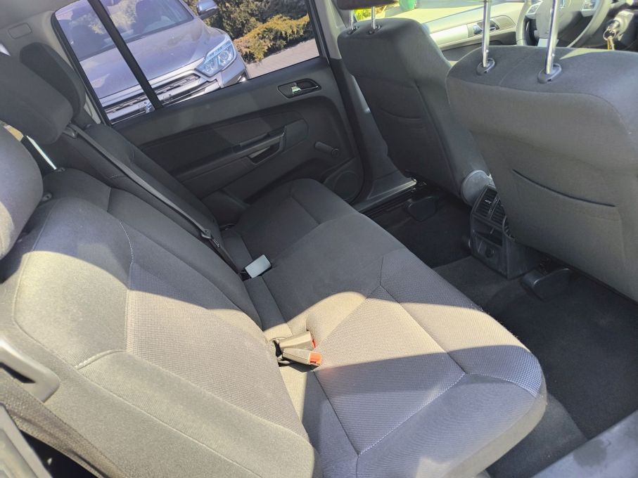 Opel Zafira B 1.6 115 KM  7 osobowy 17