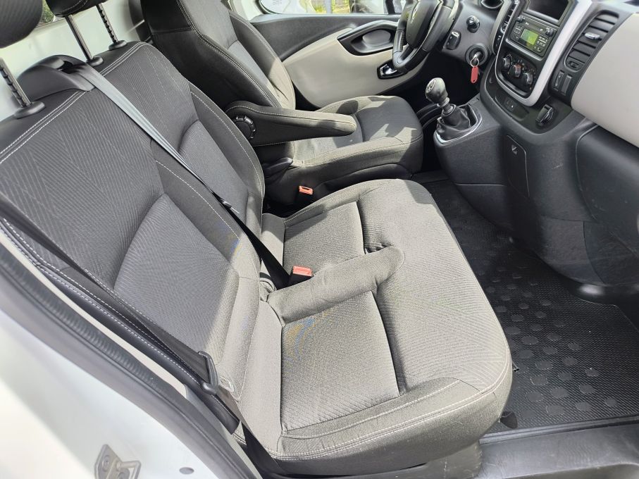 Renault Trafic  L2H1 1,6 CDTI 125 KM    10