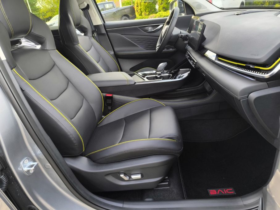 BAIC Beijing 5 Luxury Comfort 1.5 177KM AT7 11