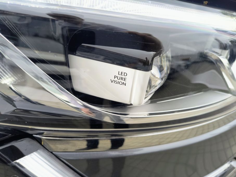 Nowa Lokalizacja Renault Koleos 2.0 DCI 190 KM4x4 Initiale Paris Bose Salon NiskiPrzebieg 11