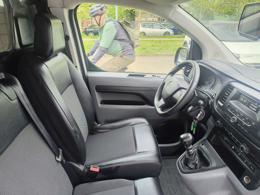 Opel Vivaro C Extra Long 1,5 CDTI 102KM, 2xDrzwi, Kamera , Vat23% 12