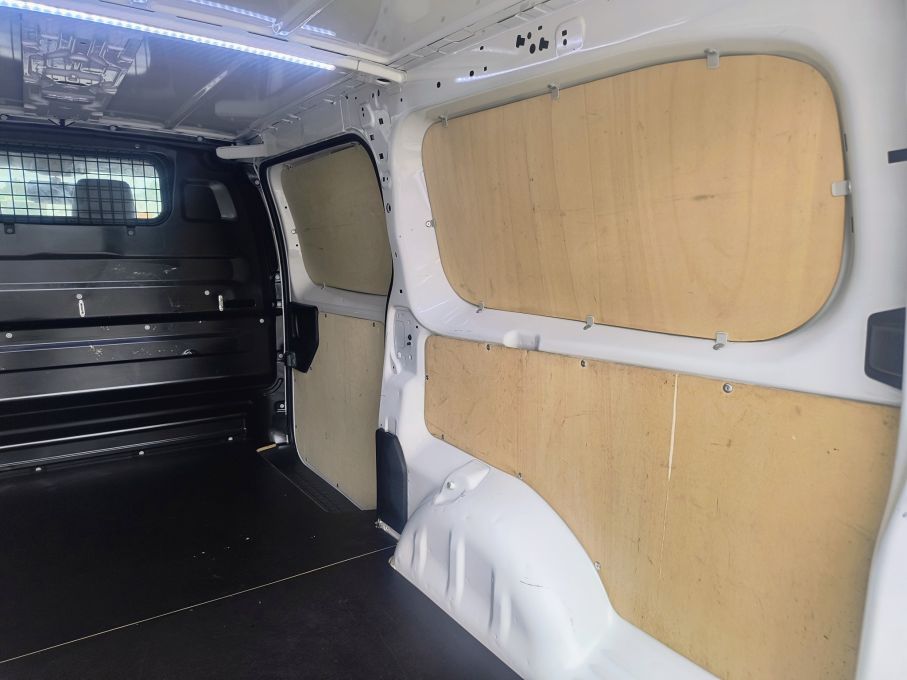 Opel Vivaro C Extra Long 1,5 CDTI 102KM, 2xDrzwi, Kamera , Vat23% 21