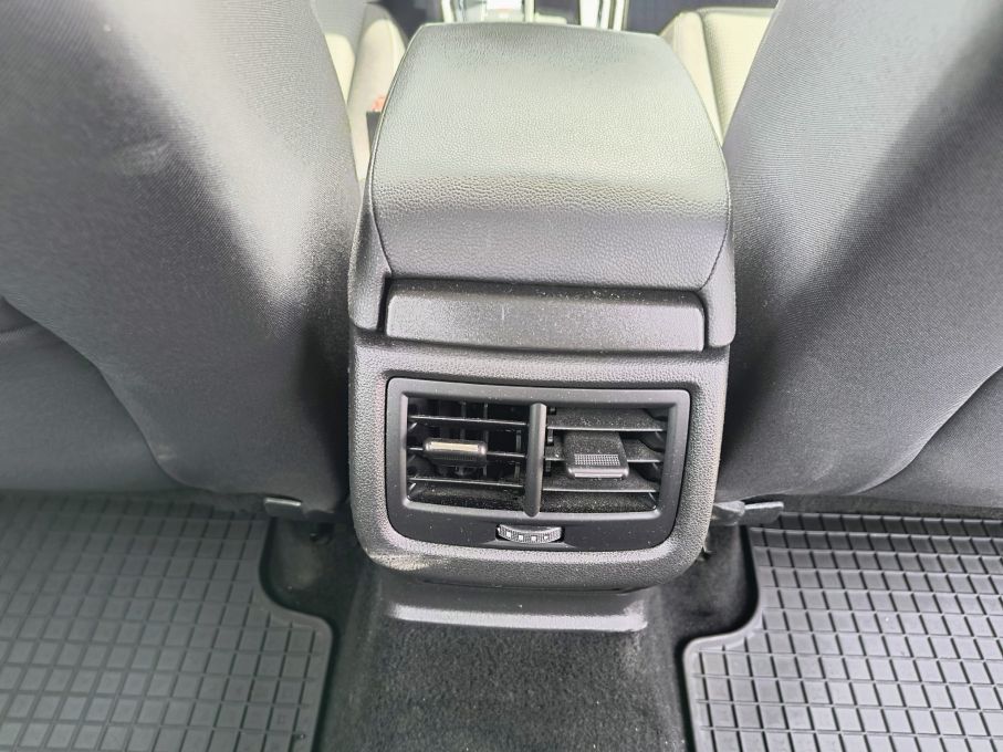 Seat Leon 1,6 TDI 115KM STYLE  Kombi, Salon PL 19