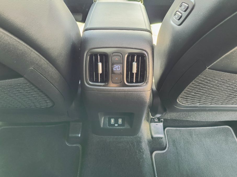 NOWA LOKALIZACJA Hyundai Tucson 1.6 HEV 230KM Skóa Automat Kamery Platinium 24
