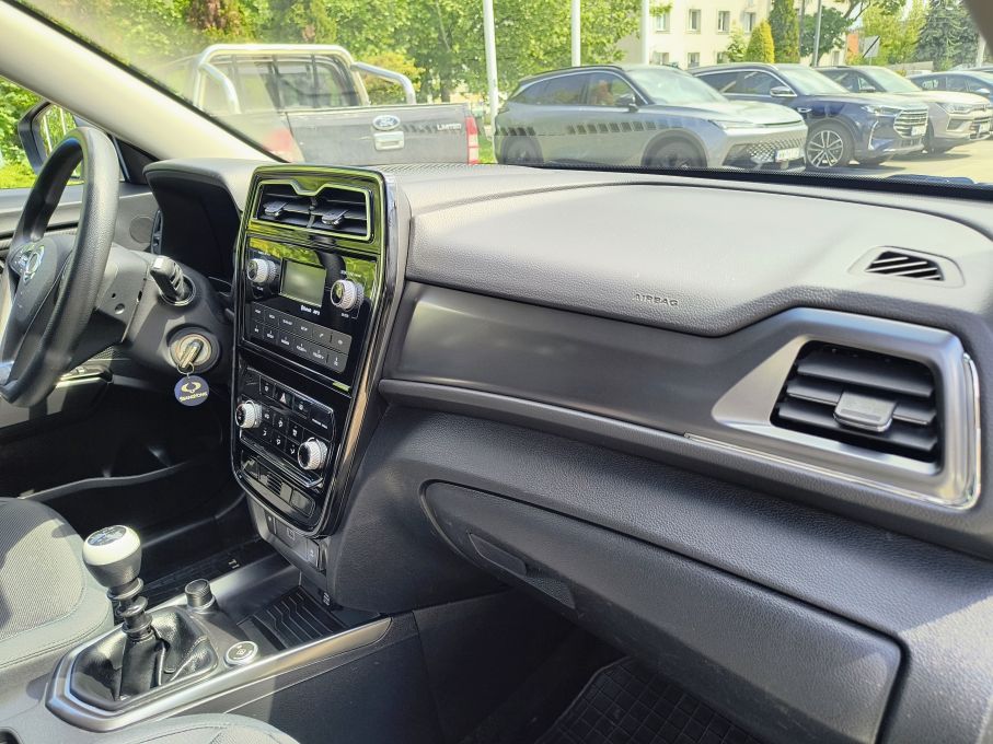 NOWA LOKALIZACJA SsangYong Tivoli 1.5 163KM rej 2023rok  Gaz LPG Salon PL 15