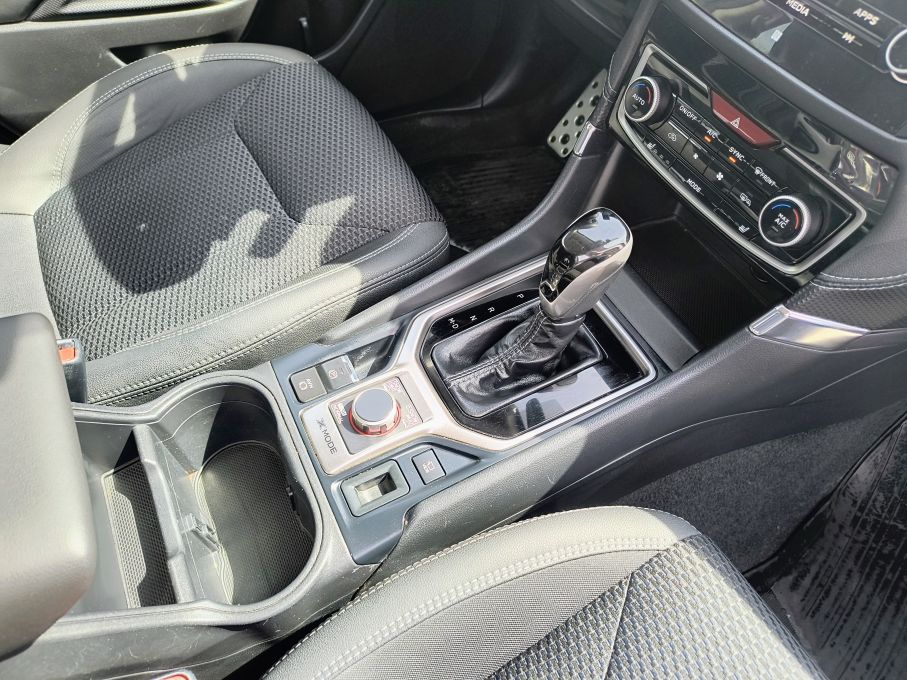 NOWA LOKALIZACJA Subaru Forester 2.0 + Hybryda E boxer Navi Kamera 4x4 salon PL 18