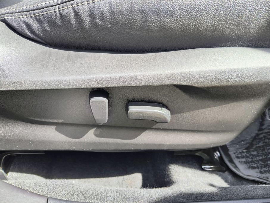 NOWA LOKALIZACJA Subaru Forester 2.0 + Hybryda E boxer Navi Kamera 4x4 salon PL 23