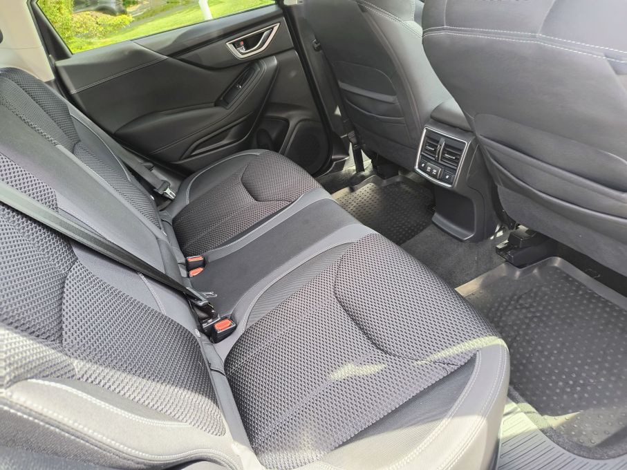NOWA LOKALIZACJA Subaru Forester 2.0 + Hybryda E boxer Navi Kamera 4x4 salon PL 24