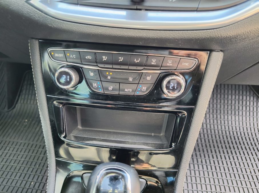 NOWA LOKALIZACJA Opel Astra V 1.4T Automat 150KM Skóra AGR Kamera Navi intellilux 16
