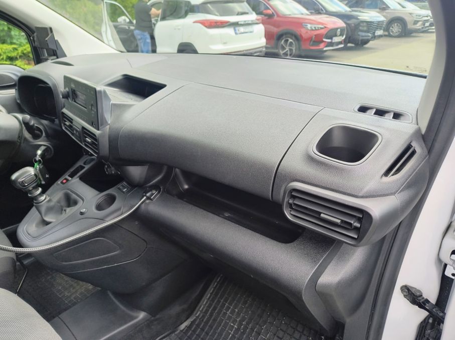 Opel Combo 1.5cdti XL 2xdrzwi Niski Przebieg  Vat23% 13