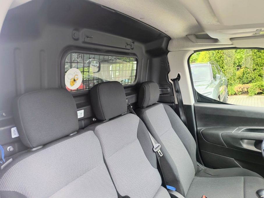 Opel Combo 1.5cdti XL 2xdrzwi Niski Przebieg  Vat23% 21