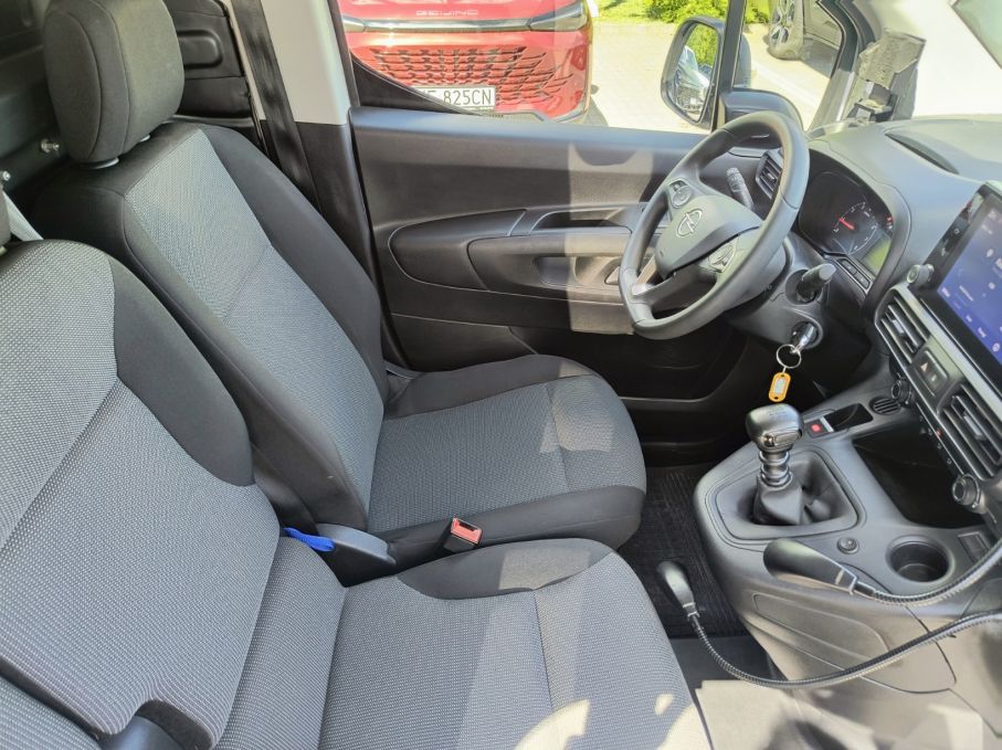 NOWA LOKALIZACJA Opel Opel Combo 1.5cdti XL 2xdrzwi Niski Przebieg Vat23% 14
