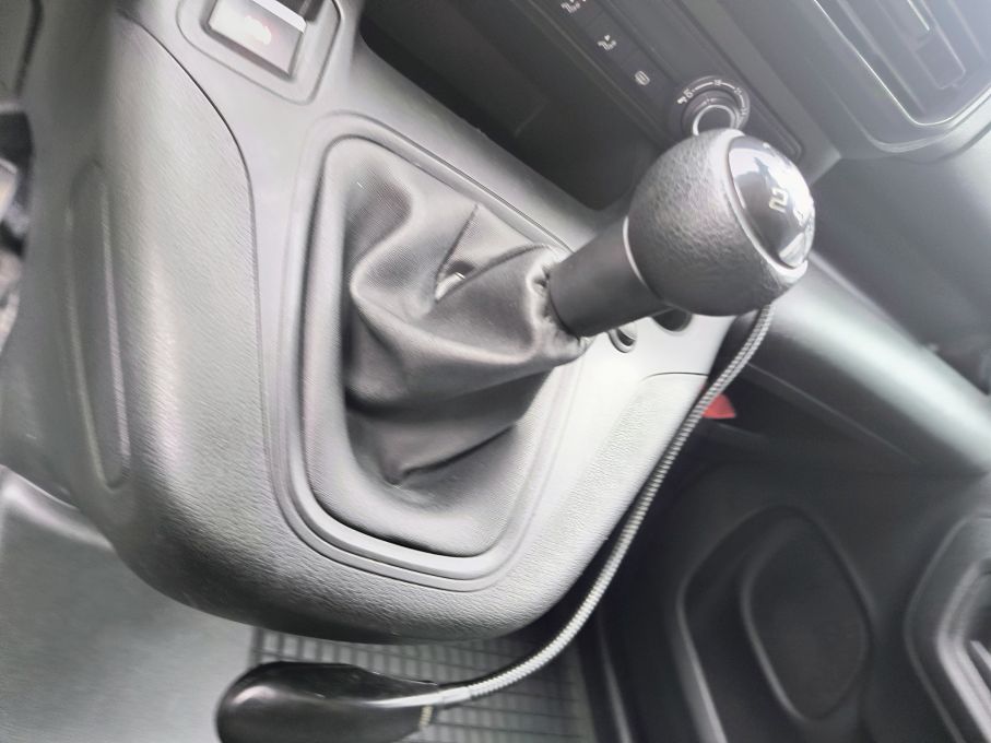 NOWA LOKALIZACJA Citroen Berlingo 1.5 hdi Niski Przebieg Gwarancja Vat23% 23