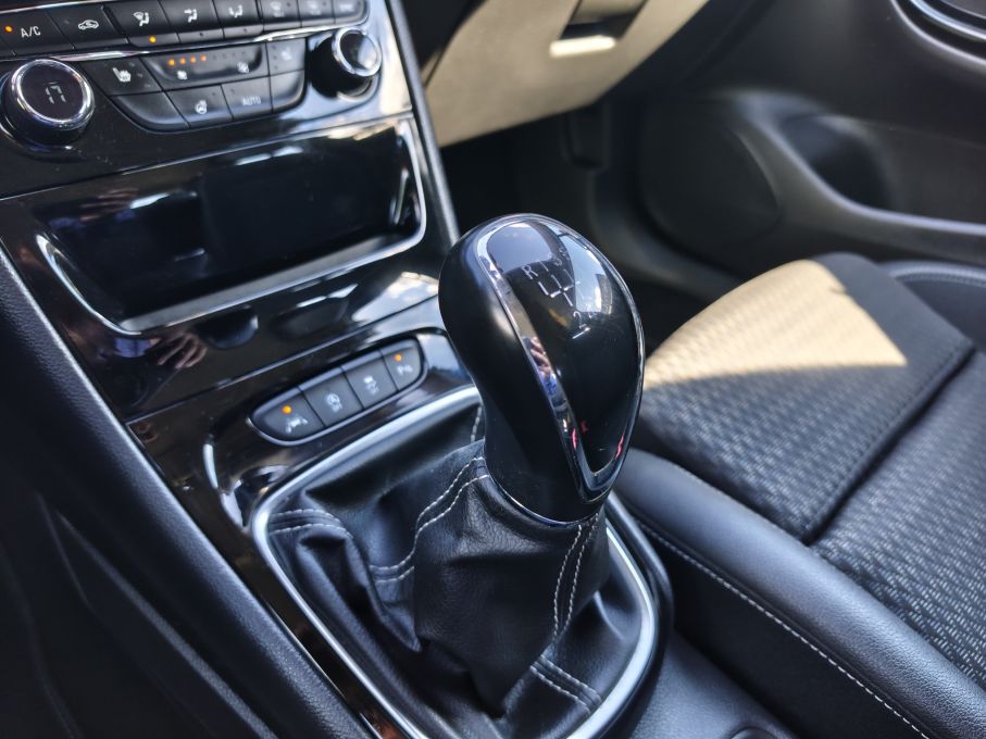 NOWA LOKALIZACJA Opel Astra V 1.4 125KM Bogata opcja Navi Kamera Serwis 21