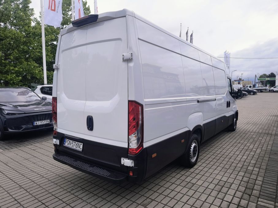 NOWA LOKALIZACJA Iveco 35S16 L4H2 Maxi niski przebieg Vat23% 6