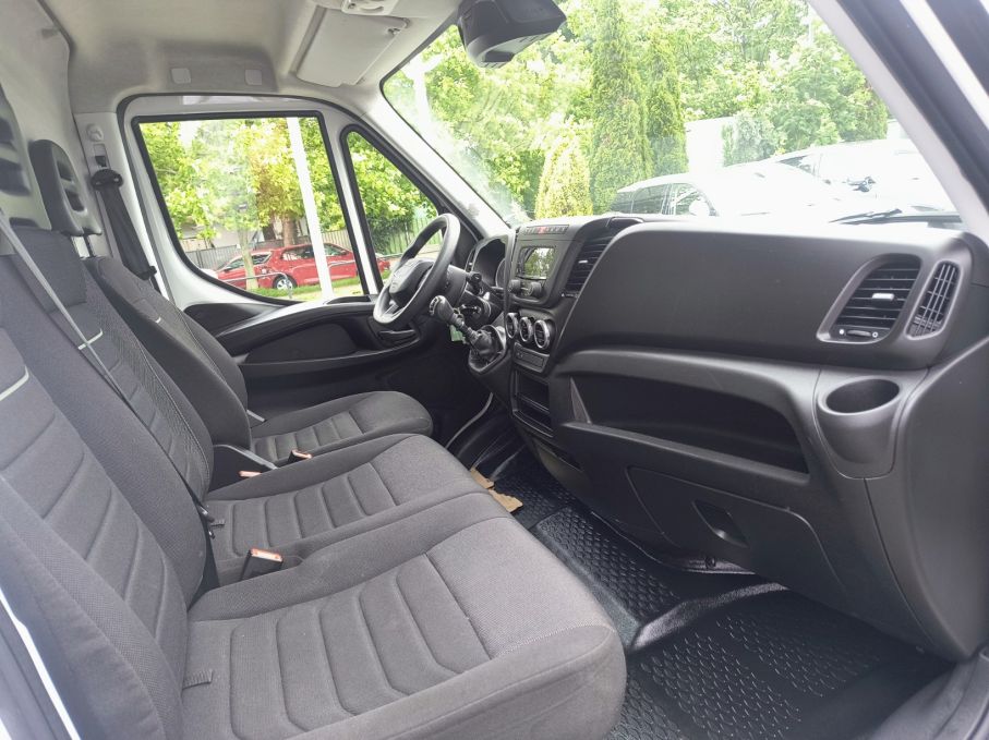 NOWA LOKALIZACJA Iveco 35S16 L4H2 Maxi niski przebieg Vat23% 14