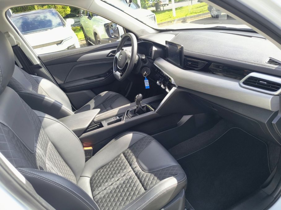 NOWA LOKALIZACJA BAIC Beijing 3 Luxury 1.5 136KM MT6 Jak Nowy Gwarancja 15