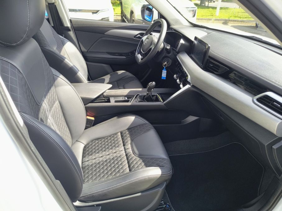 NOWA LOKALIZACJA BAIC Beijing 3 Luxury 1.5 136KM MT6 Jak Nowy Gwarancja 16