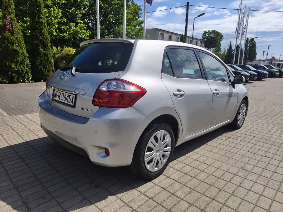 NOWA LOKALIZACJA Toyota Auris 1.6 benzyna 132KM Niski Przebieg  5