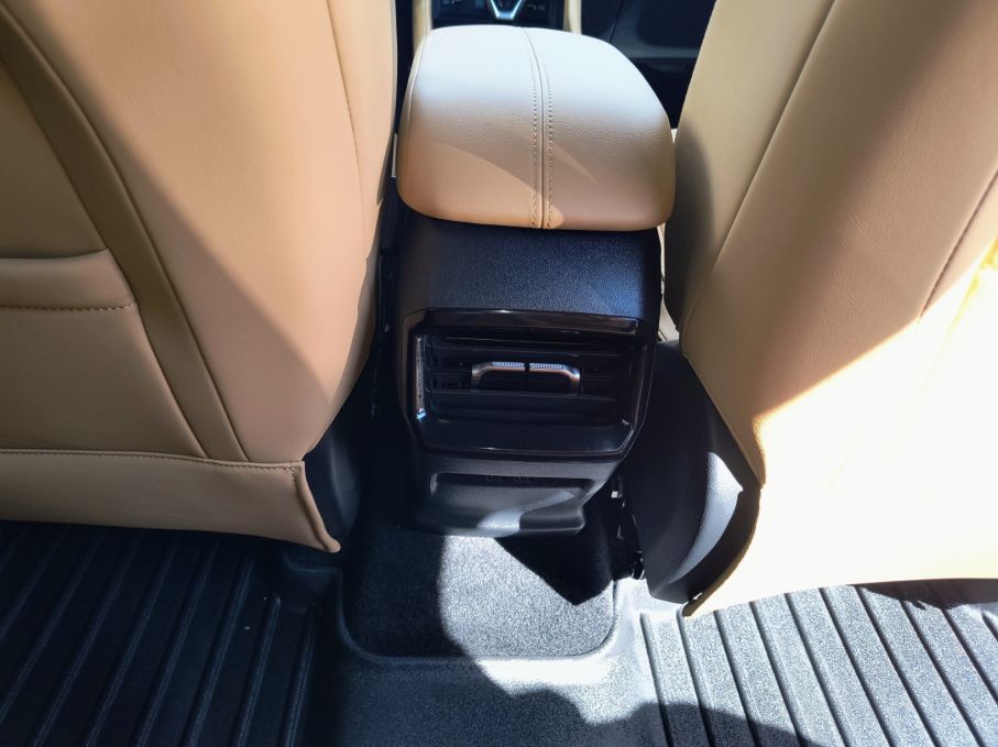 NOWA LOKALIZACJA MG HS 1.5T 170KM Exclusive Salon PL Jasne skóry Jak Nowy 24
