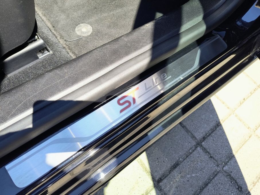 NOWA LOKALIZACJA Ford Focus ST Line Automat Navi PL Kamera PDC Serwis Gwarancja 18