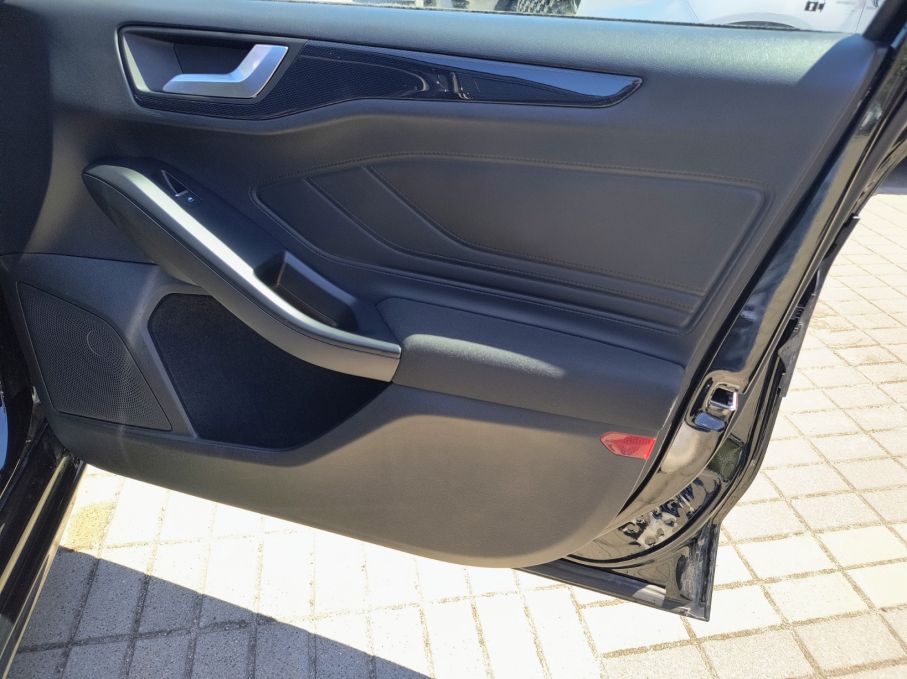 NOWA LOKALIZACJA Ford Focus ST Line Automat Navi PL Kamera PDC Serwis Gwarancja 19