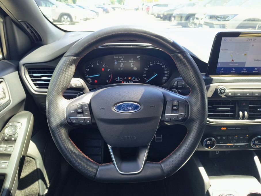 NOWA LOKALIZACJA Ford Focus ST Line Automat Navi PL Kamera PDC Serwis Gwarancja 24