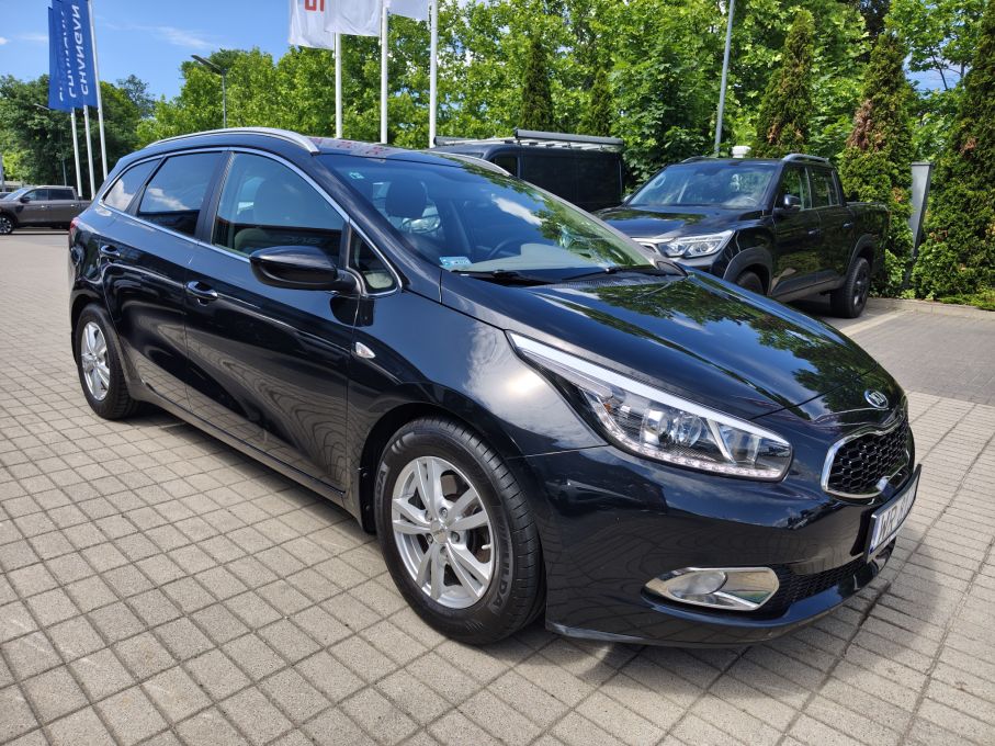 NOWA LOKALIZACJA Kia Ceed 1.6 benzyna 135KM Bogata Opcja Navi Kamera Serwis ASO Gwarancja 8