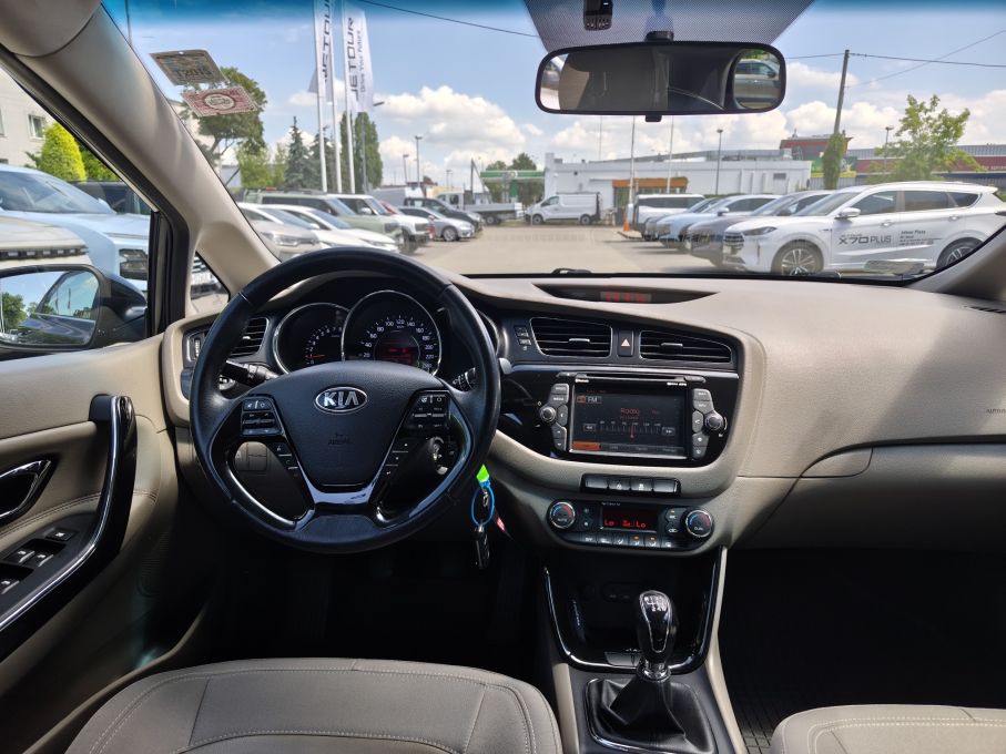 NOWA LOKALIZACJA Kia Ceed 1.6 benzyna 135KM Bogata Opcja Navi Kamera Serwis ASO Gwarancja 15