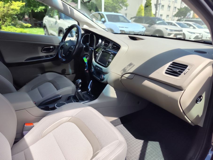 NOWA LOKALIZACJA Kia Ceed 1.6 benzyna 135KM Bogata Opcja Navi Kamera Serwis ASO Gwarancja 23