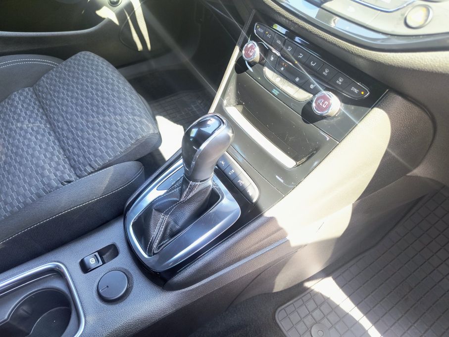 NOWA LOKALIZACJA Opel Astra 1.6 Turbo 200KM Automat ilux Navi Kamera 14
