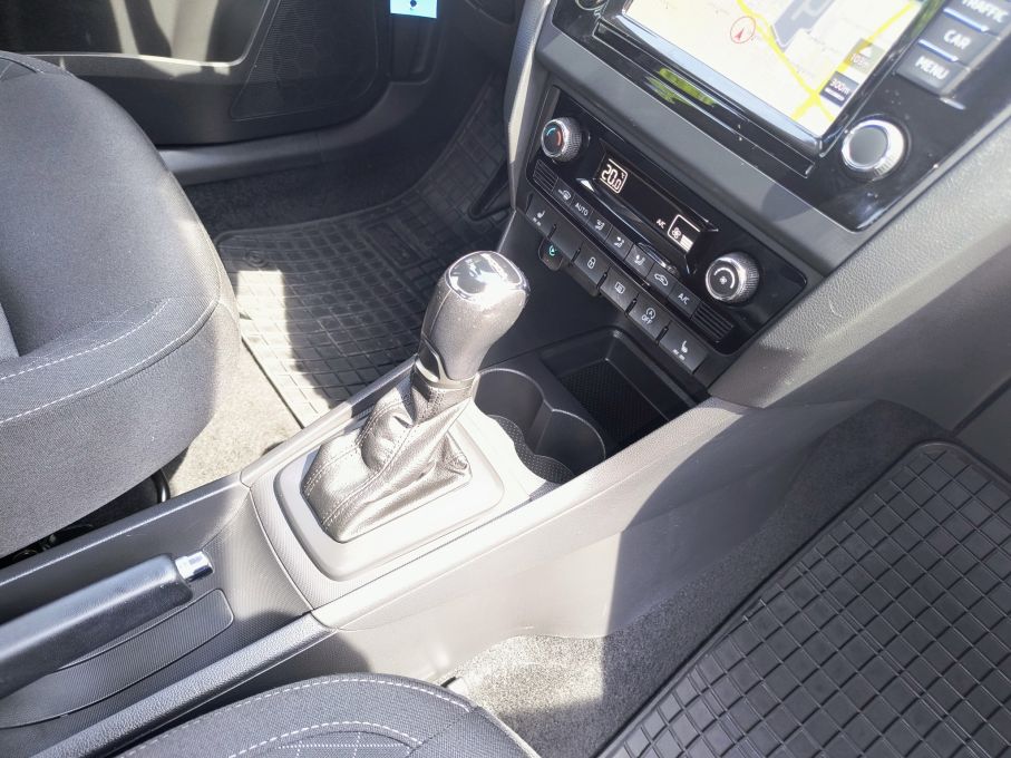 NOWA LOKALIZACJA Skoda Rapid 1.0 TSI DSG-automat Style Navi Kamera Xenon Salon PL 16