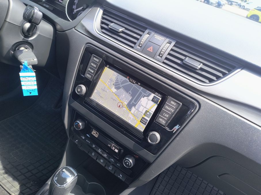 NOWA LOKALIZACJA Skoda Rapid 1.0 TSI DSG-automat Style Navi Kamera Xenon Salon PL 17