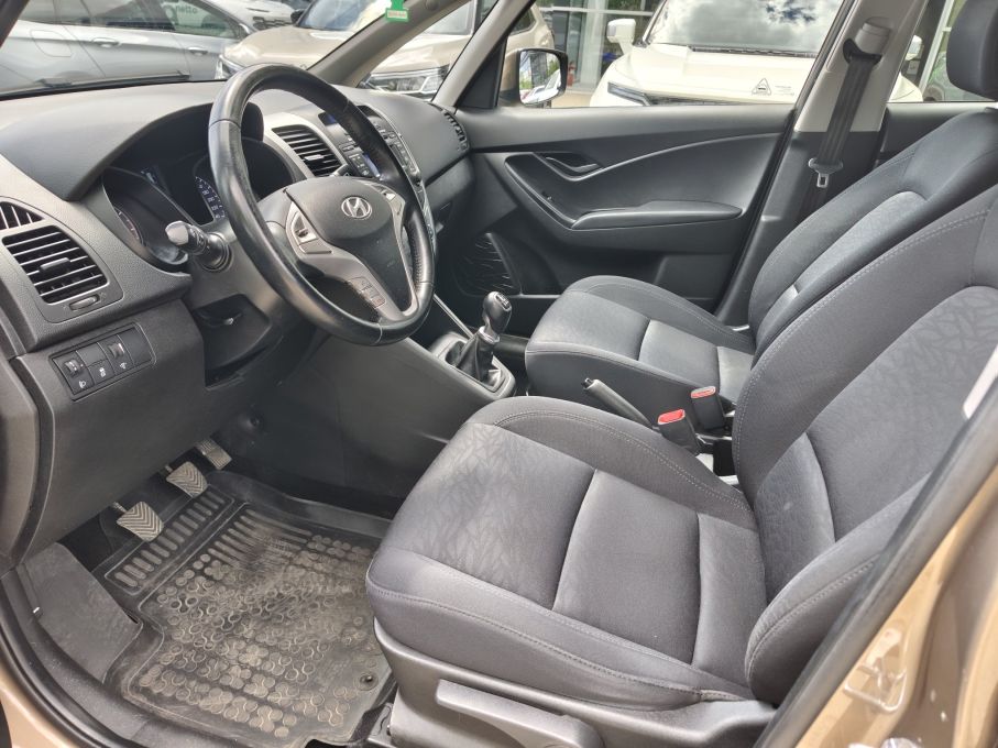 Hyundai IX20 1,6 benzyna 125KM, Salon PL, niski przebieg 11