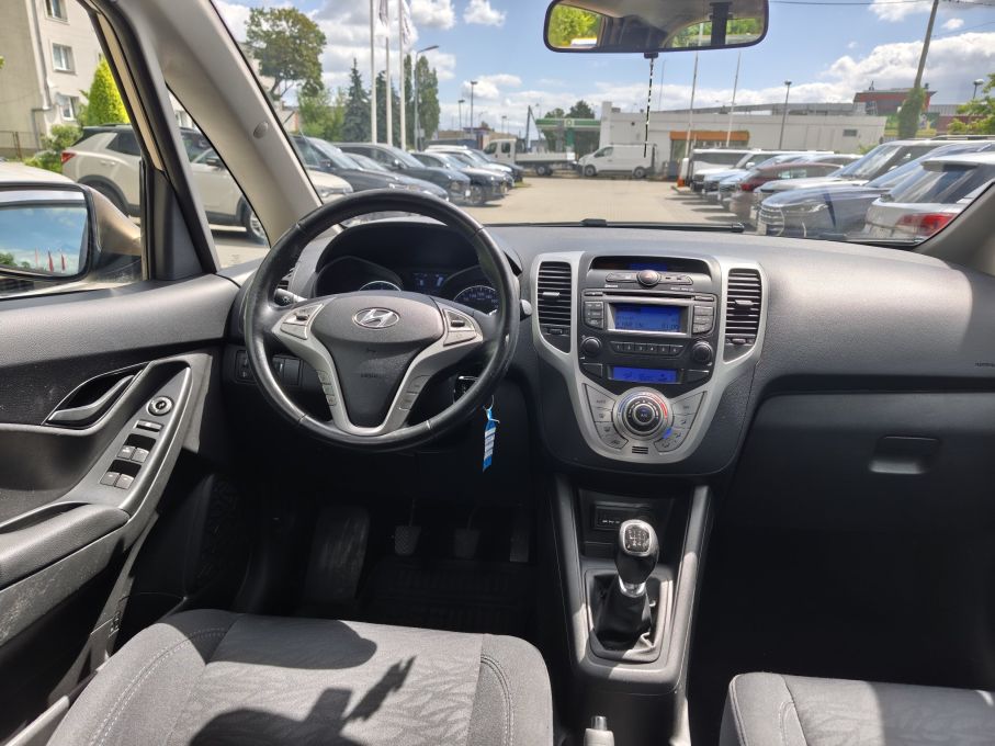Hyundai IX20 1,6 benzyna 125KM, Salon PL, niski przebieg 13
