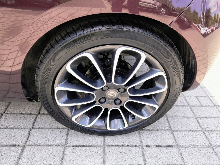 NOWA LOKALIZACJA Opel Adam 1.4 Skóra Ekran Szyberdach Serwis Gwarancja 13