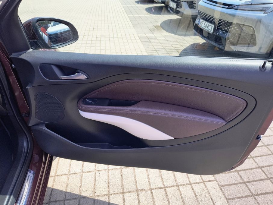 NOWA LOKALIZACJA Opel Adam 1.4 Skóra Ekran Szyberdach Serwis Gwarancja 21