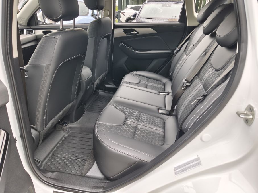 NOWA LOKALIZACJA BAIC Beijing 3 Luxury 1.5 136KM LPG MT6 Jak Nowy Gwarancja 10