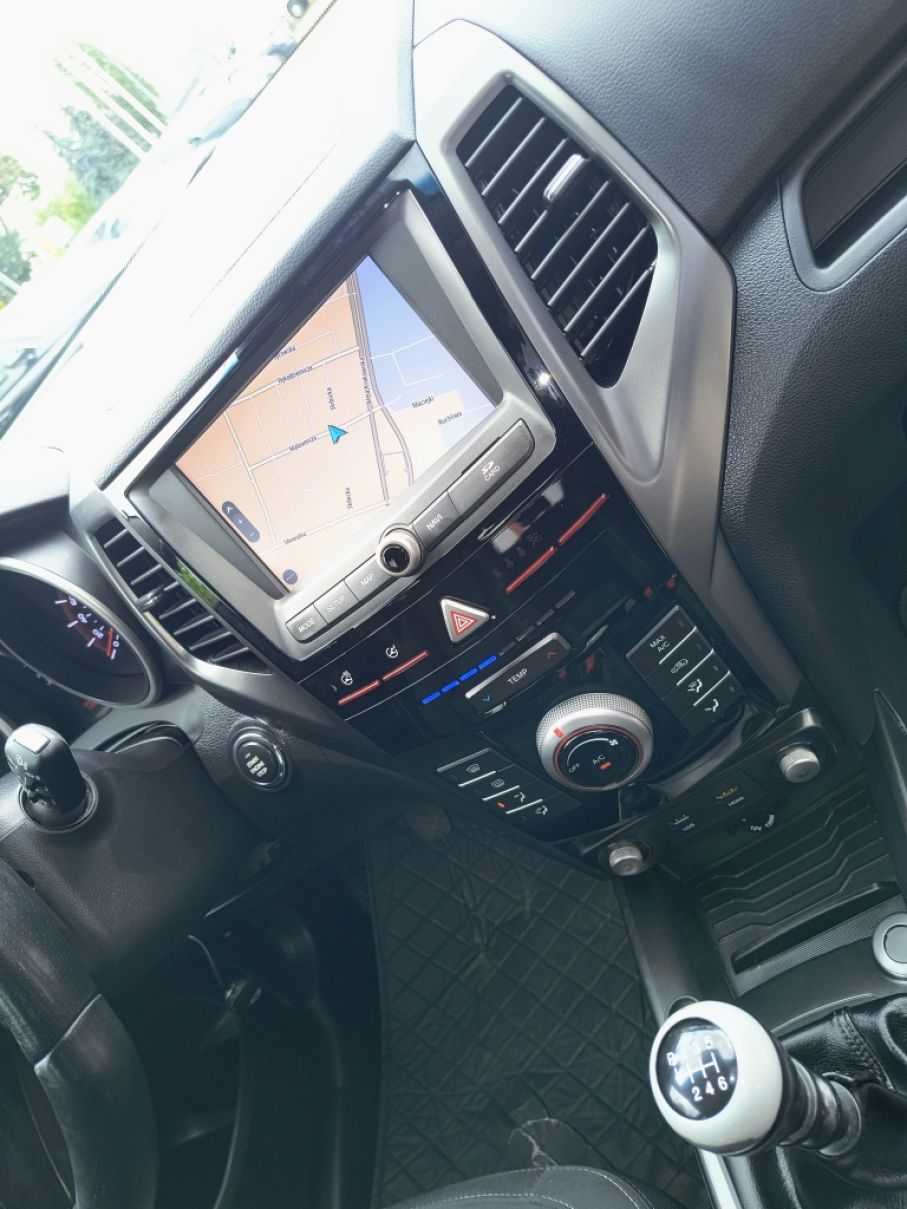 SsanYong Tivoli Grand XLV 1,6 16V 128 KM LPG, Navi, podgrzewane fotele, Salon PL 19