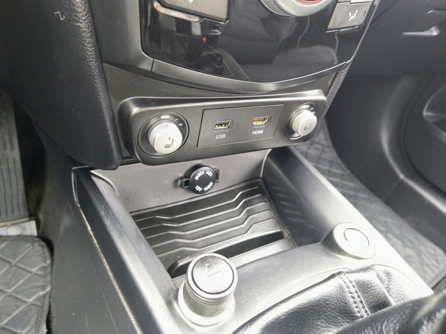 SsanYong Tivoli Grand XLV 1,6 16V 128 KM LPG, Navi, podgrzewane fotele, Salon PL 23