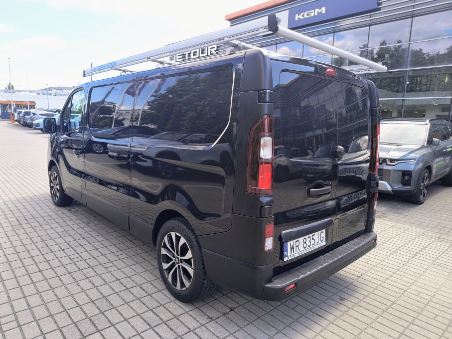 NOWA LOKALIZACJA Renault Trafic L2H1 2.0 dci 130KM Zabudowa Warsztatowa Vat23% 4
