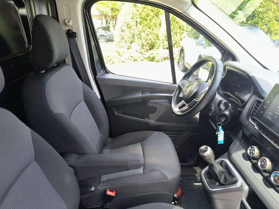 NOWA LOKALIZACJA Renault Trafic L2H1 2.0 dci 130KM Zabudowa Warsztatowa Vat23% 14