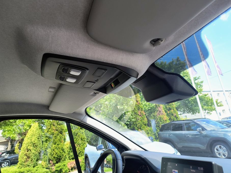NOWA LOKALIZACJA Renault Trafic L2H1 2.0 dci 130KM Zabudowa Warsztatowa Vat23% 18